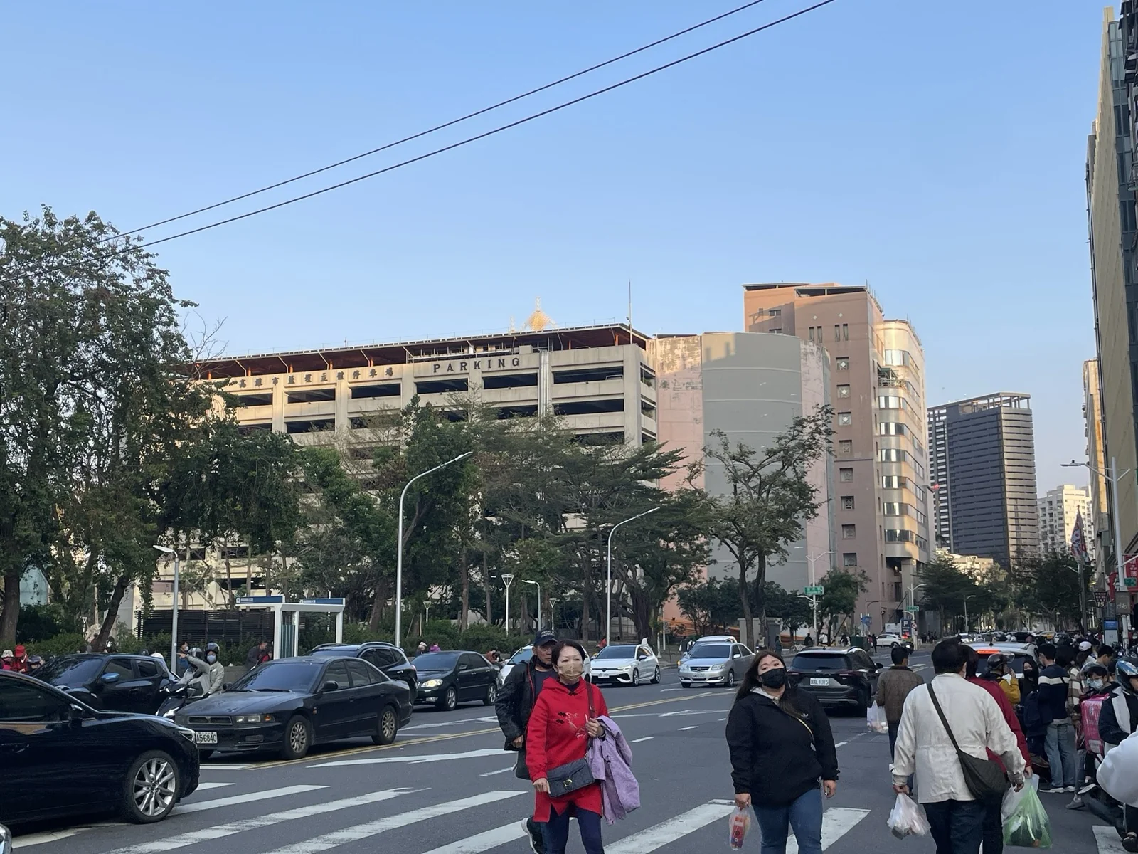 新樂街夜市_立體停車場