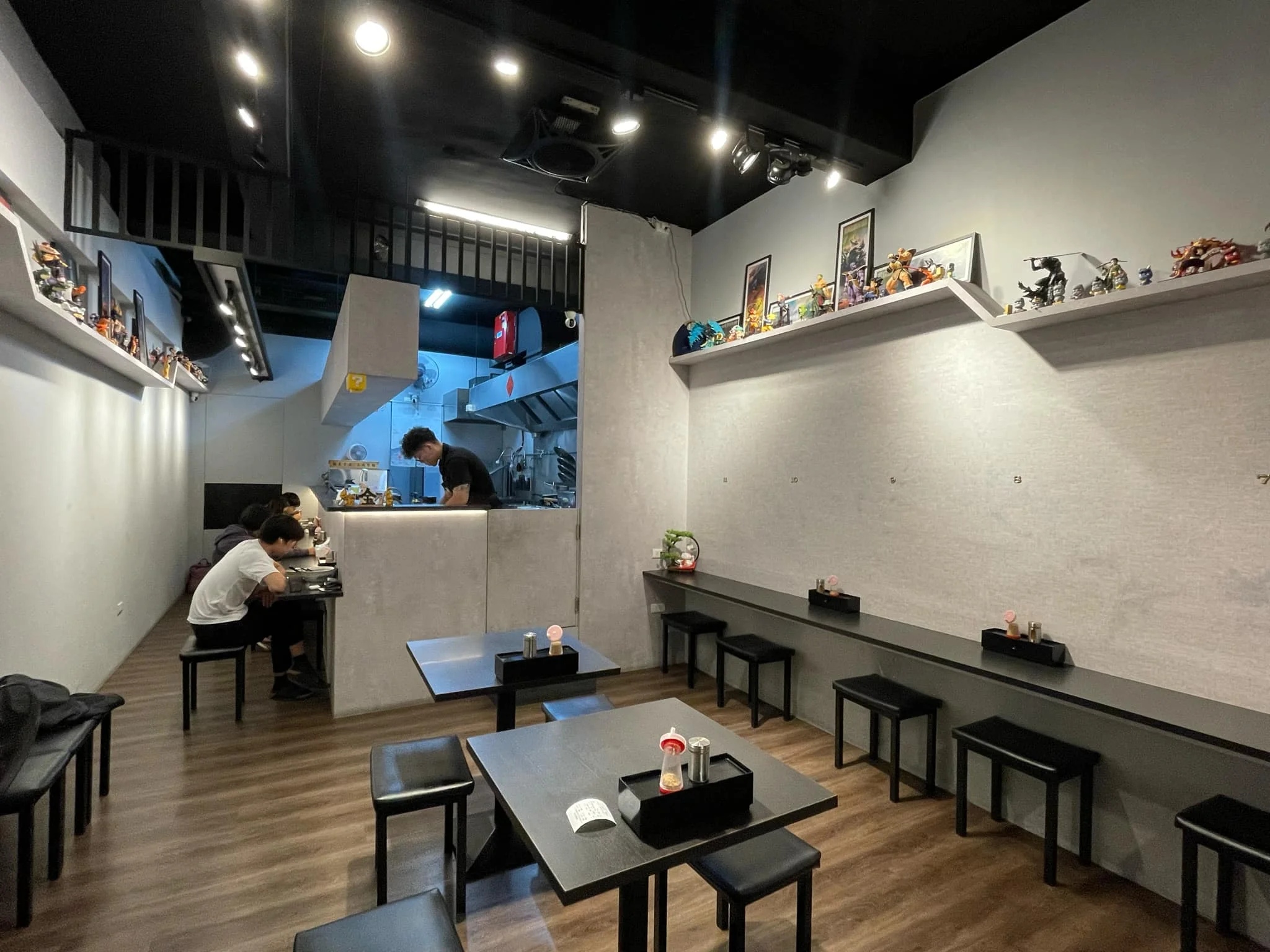 麵屋重生用餐環境