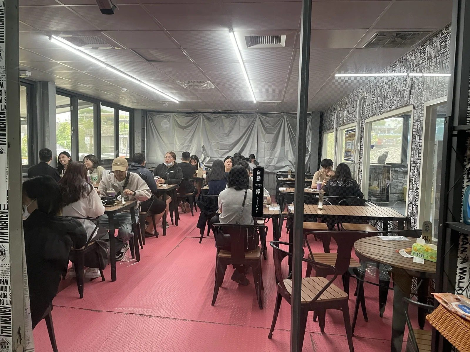 微笑白雲_用餐環境