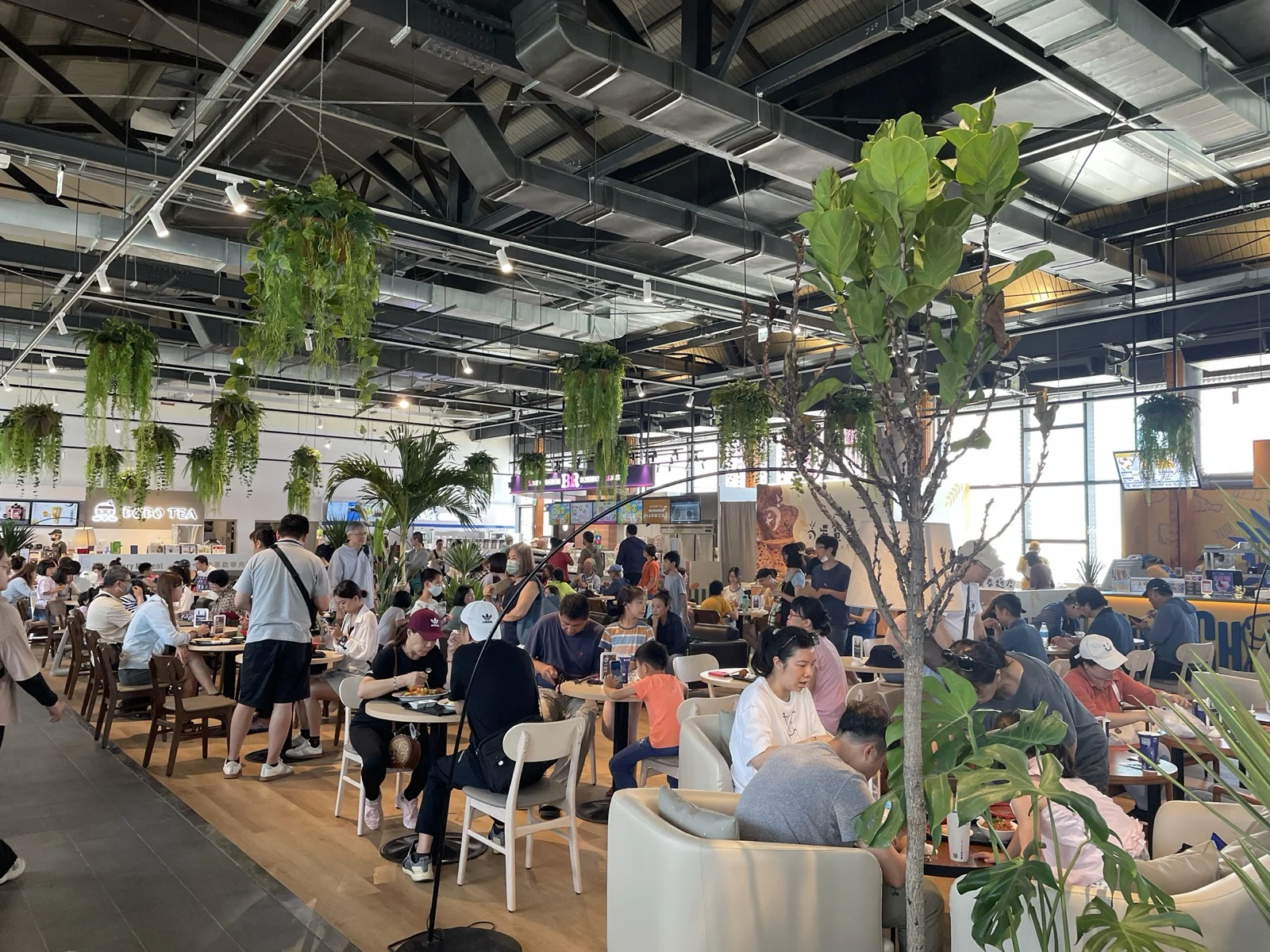 新濱町海洋廚房_開放用餐區