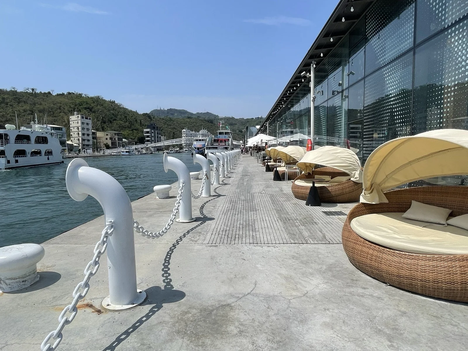 新濱町海洋廚房_戶外躺椅